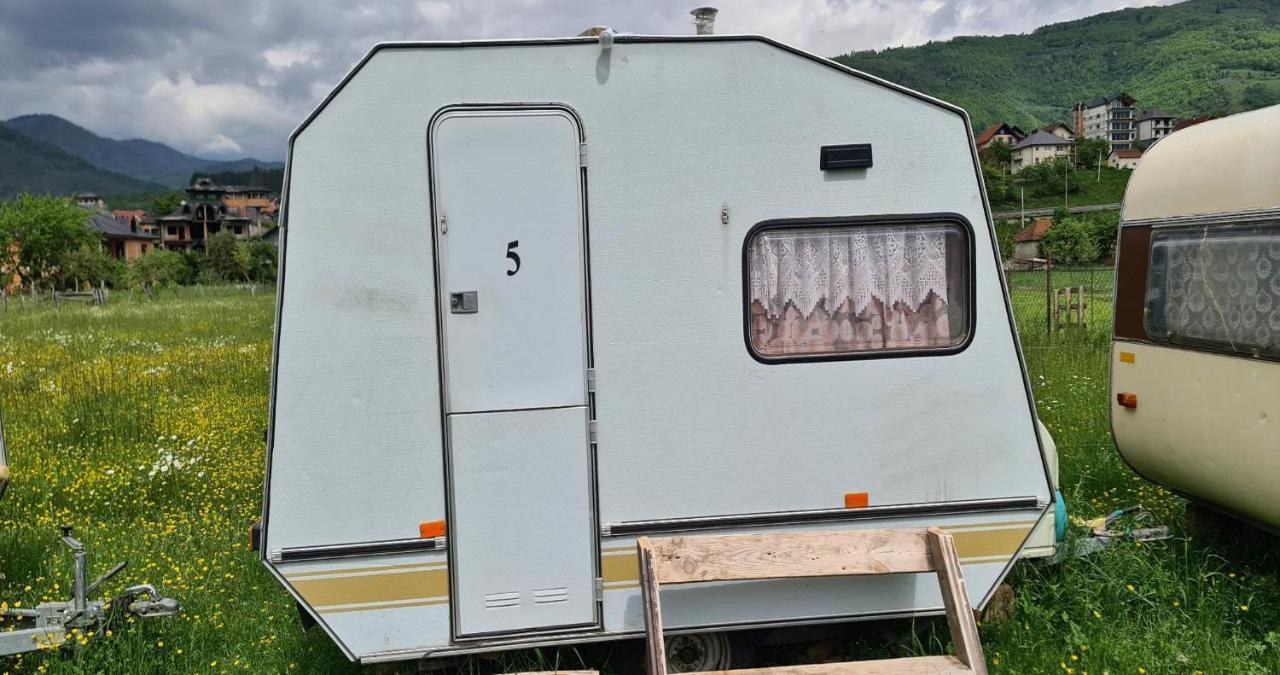 Lakeside Camping